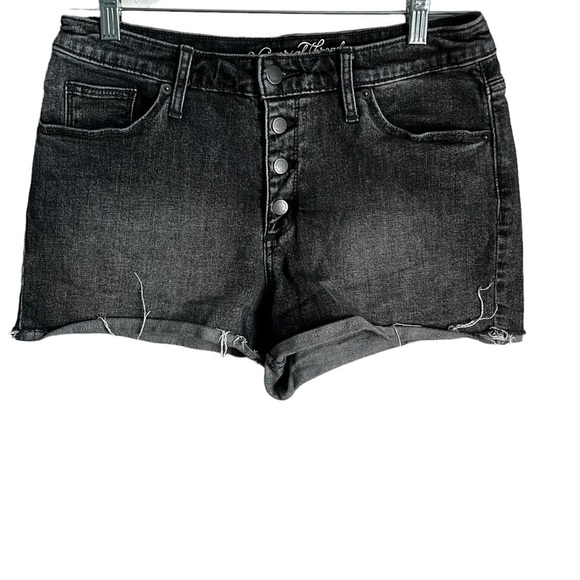 Universal Thread Washed Black High Rise Shortie Raw Hem Denim Shorts - Picture 1 of 5